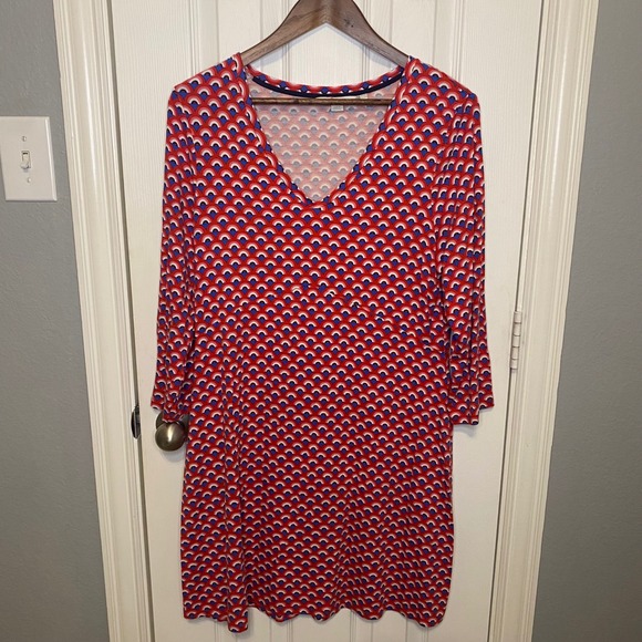 Boden Dresses & Skirts - Boden Dress Womens 14 Red Blue Geometric Scallop Print V-Neck 3/4 Sleeve Jersey